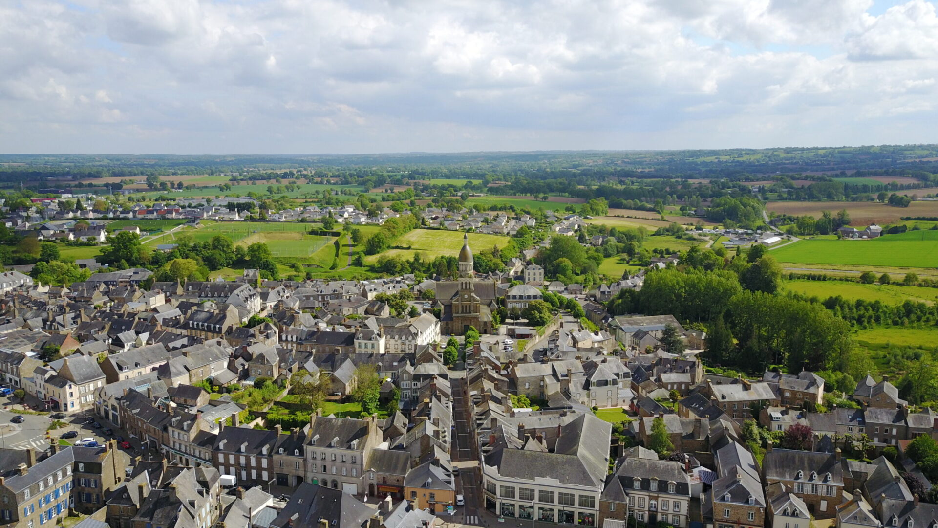 Installation de panneaux solaires à Ernée (53)